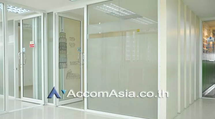  Office space For Rent & Sale in Ratchadapisek, Bangkok  (AA14490)